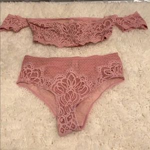 Victoria’s Secret set